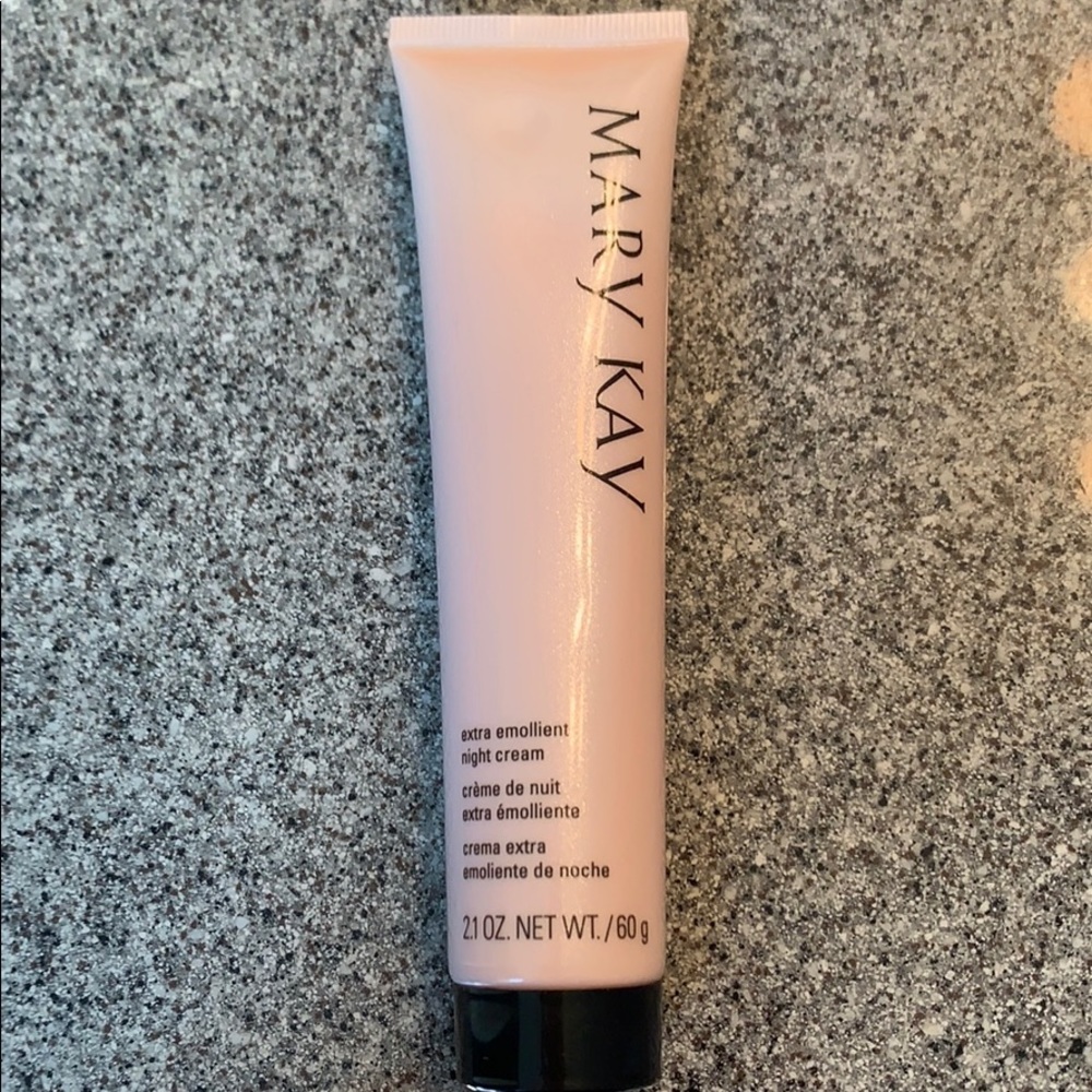 Mary Kay Extra Emollient Night Cream